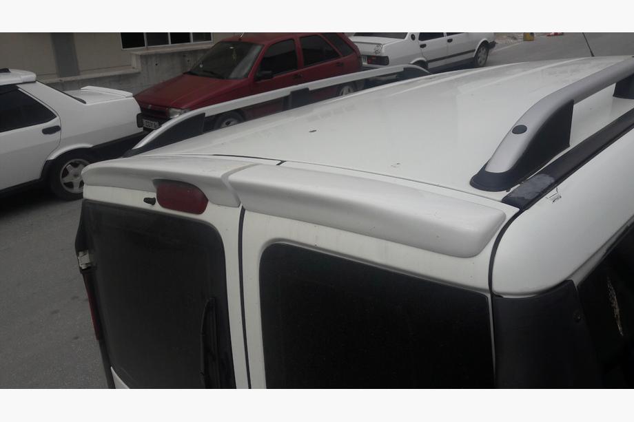 Fiat Doblo I 2005–2010 Anatomic-spoileri avattaviin (maalattavaksi) Image