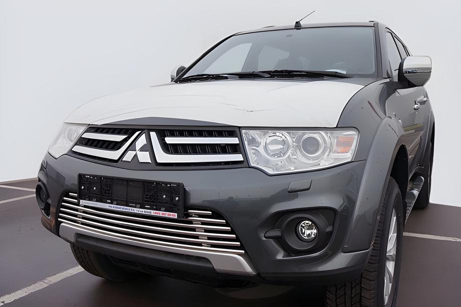 Mitsubishi Pajero Sport 2008–2015 Etusäleikön suojus Image