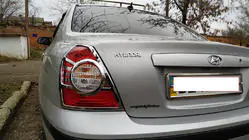 Hyundai Elantra (XD) 2000–2011 Takavalojen peitelistat (2 kpl, muovi) kuva 4