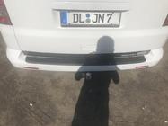 Volkswagen T5 2010–2015 Takapuskurin suojalista käänteellä (ABS-muovi) Kiiltävä kuva 5