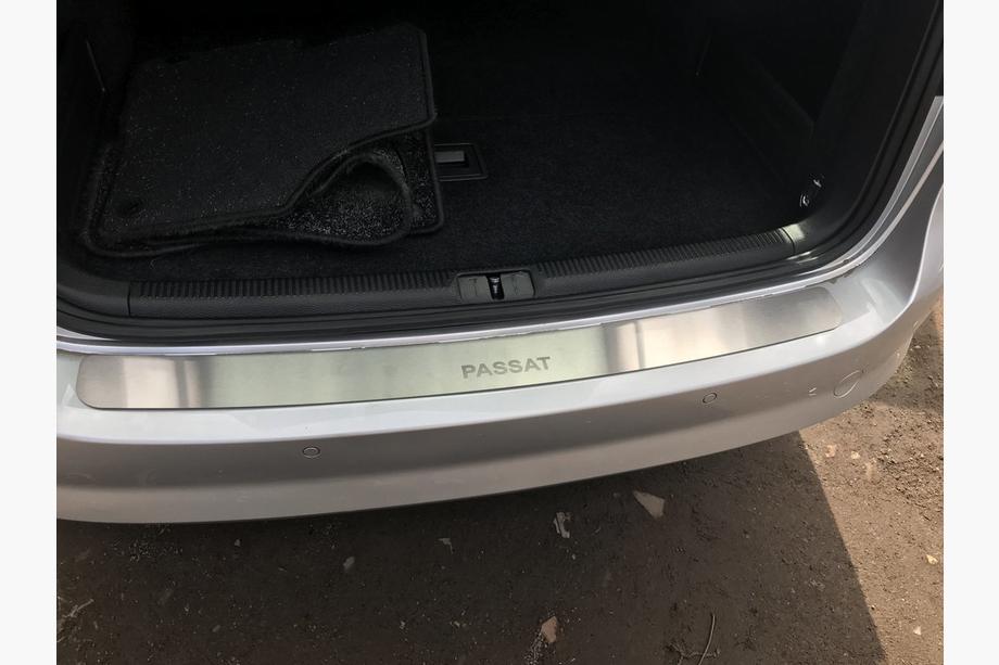 Volkswagen Passat B7 2012–2015 Takapuskurin suojalista Nataniko (ruostumaton teräs) Kuva 4
