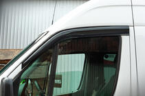 Mercedes Sprinter W906 2006–2018 Liimattavat ikkunadeflektorit (2 kpl, Sunplex Sport) kuva 7