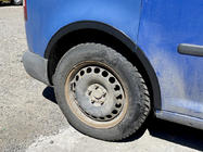 Volkswagen Caddy 2004–2010 Lokasuojan kaarilistat (mattamusta) Pitkä akseliväli (muovi) kuva 6