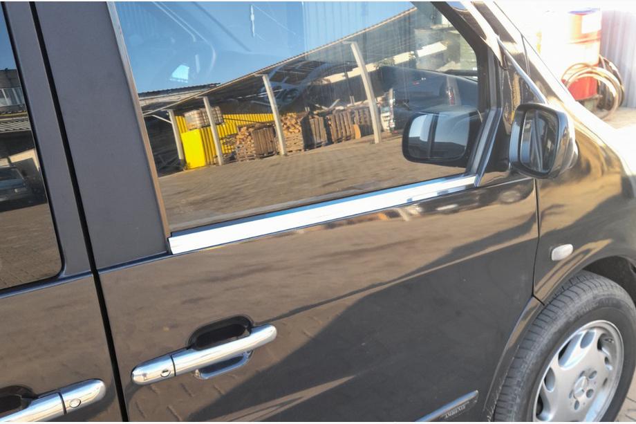 Mercedes Vito W638 1996–2003 Ikkunalasin reunalista (2 kpl, ruostumaton teräs) Image