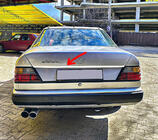 Mercedes E-class W124 1984–1997 Takalukun reunan suojalista (ruostumaton teräs) kuva 1