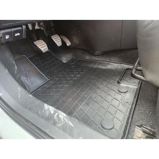 Kumimatot (4 kpl, Stingray Premium) Nissan Qashqai 2007–2010 kuva 1