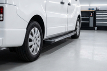 Renault Trafic 2015– RedLine V1 sivuportaat (2 kpl, alumiini) kuva 1