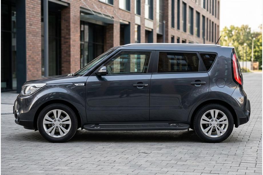 Kia Soul II 2013–2018 RedLine Black sivuportaat (2 kpl, alumiini) Kuva 1