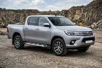 Toyota Hilux 2015– Sunrise-astinlaudat (2 kpl, alumiini) kuva 1