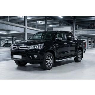 Tayga Grey -sivuaskelmat (2 kpl, alumiini) Toyota Hilux 2015– kuva 1