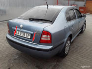 Skoda Octavia I Tour A4 1996–2010 Takalukun reunalista (ruostumaton teräs) kuva 1