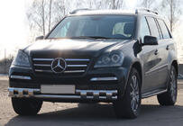 Mercedes GL-sarja X164 2006–2012 Etusuojakaari ST015 (RST) kuva 1