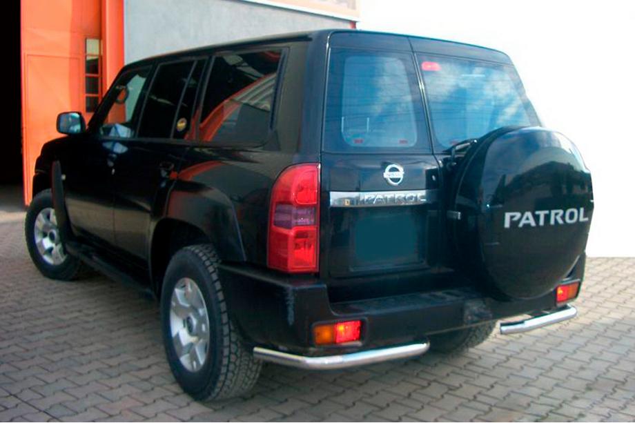 Nissan Patrol Y61 1997–2011 Takakulmat AK003 (2 kpl, RST) Image