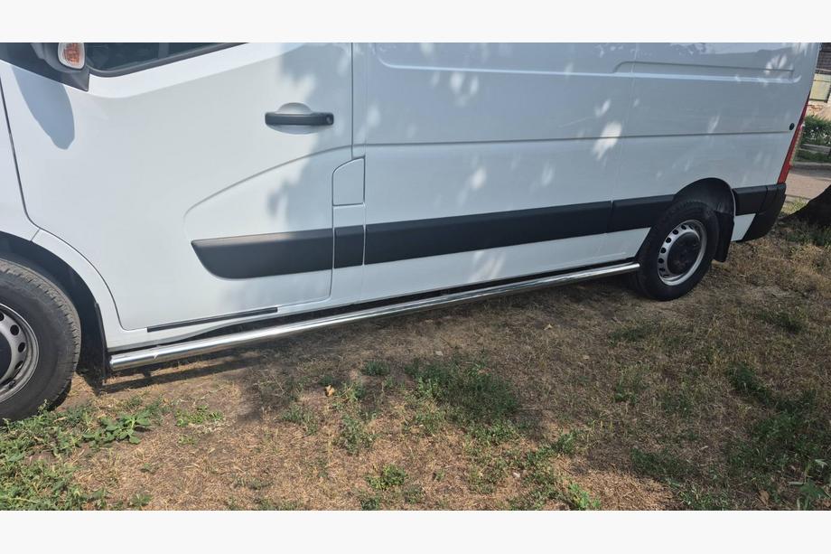 Renault Master 2011–2023 Sivuputket BB002 (2 kpl, ruostumaton teräs) Kuva 10