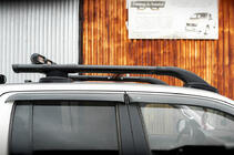 Volkswagen Amarok 2010–2022 Black Shark kattokaiteet (poikittaispalkit mukana) kuva 3