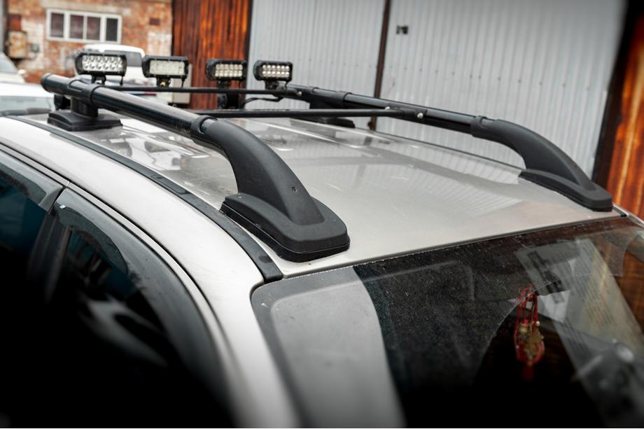Volkswagen Amarok 2010–2022 Black Shark kattokaiteet (poikittaispalkit mukana) Image