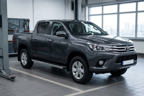 Toyota Hilux 2015– Blackline-sivukynnykset (2 kpl, alumiini) kuva 1