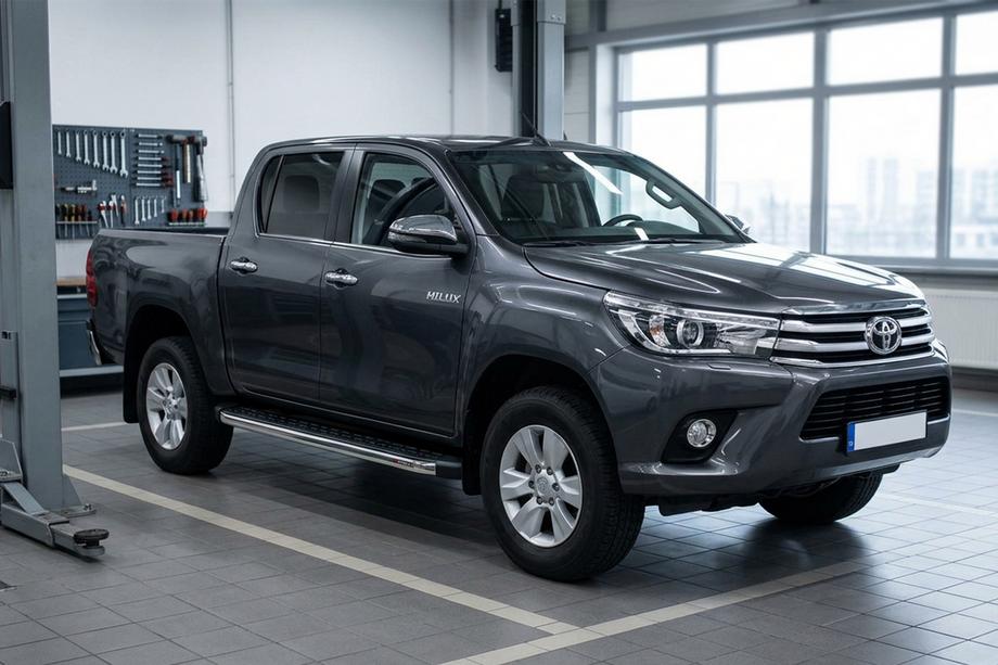 Toyota Hilux 2015– Blackline-sivukynnykset (2 kpl, alumiini) Image