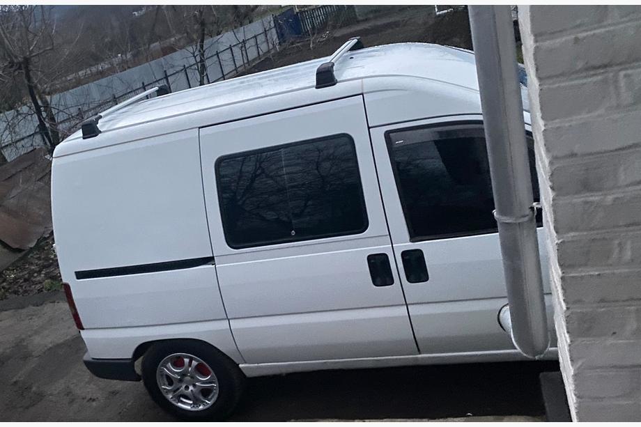 Citroen Jumpy 1996–2007 Lukittavat kattotangot alkuperäisiin kiinnityspisteisiin (2 kpl) Musta Image