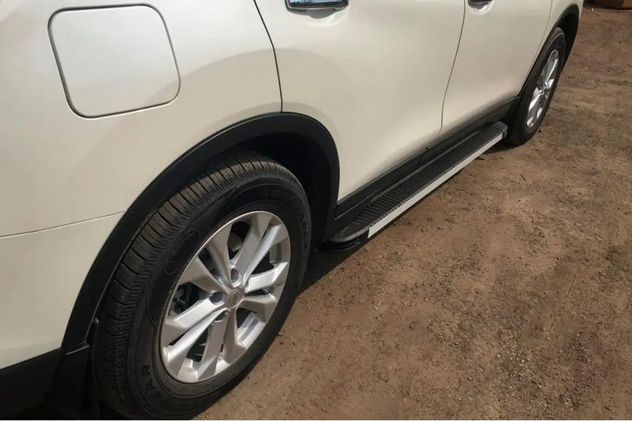Nissan X-trail T32/Rogue 2014–2021 Sivuastinlaudat Maya V1 (2 kpl, alumiini) Image