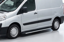 Fiat Scudo 2007–2015 Maya sivukynnykset (2 kpl, alumiini) kuva 1
