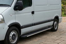 Nissan Interstar 2002–2010 Maya sivukynnykset (2 kpl, alumiini) kuva 1