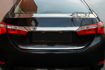Toyota Corolla 2013–2019 Takalaukun reunalista (RST) kuva 1