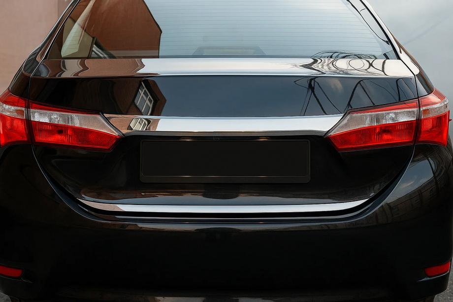 Toyota Corolla 2013–2019 Takalaukun reunalista (RST) Image