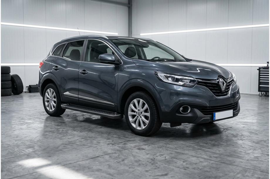 Renault Kadjar 2015–2022 Allmond Black sivuaskelmat (2 kpl, alumiini) Image