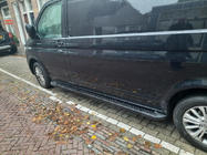Volkswagen T6 2015–2024 Allmond Black sivuaskelmat (2 kpl, alumiini) kuva 1