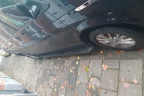 Volkswagen T6 2015–2024 Allmond Black sivuaskelmat (2 kpl, alumiini) Lyhyt akseliväli kuva 3