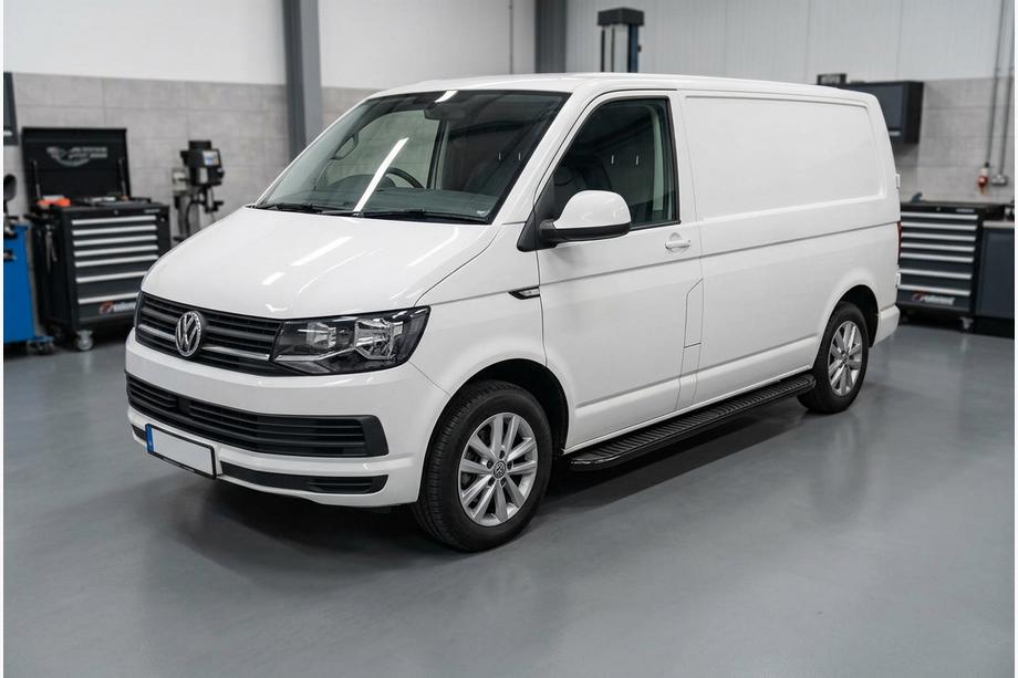 Volkswagen T6 2015–2024 Tayga Black sivuaskelmat (2 kpl, alumiini) Vain lyhyelle akselivalille Image