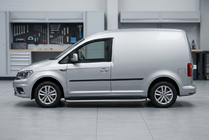 Volkswagen Caddy 2015–2020 Tayga Grey -sivuaskelmat (2 kpl, alumiini) Maxi-alusta kuva 1