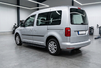 Volkswagen Caddy 2015–2020 Tayga Black sivuaskelmat (2 kpl, alumiini) Vakiokiinnityssarja kuva 1