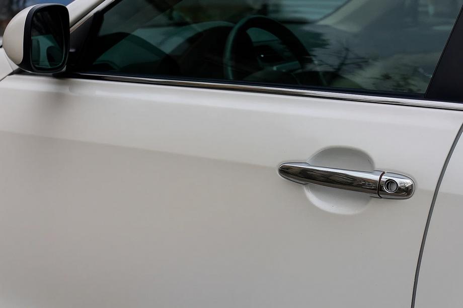 Toyota Camry 2006–2011 Ovenkahvan suojakuoret (4 kpl, ruostumaton teräs, EU) Image