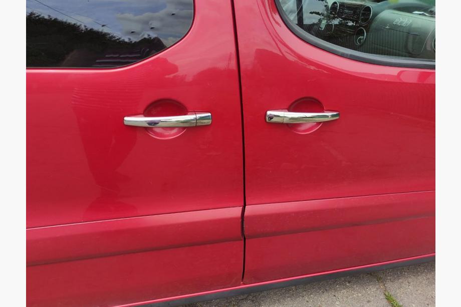 Peugeot 208 2012–2019 Ovenkahvojen suojakuoret (ruostumaton teräs) 4 kpl. Carmos - turkkilaista terästä Kuva 8