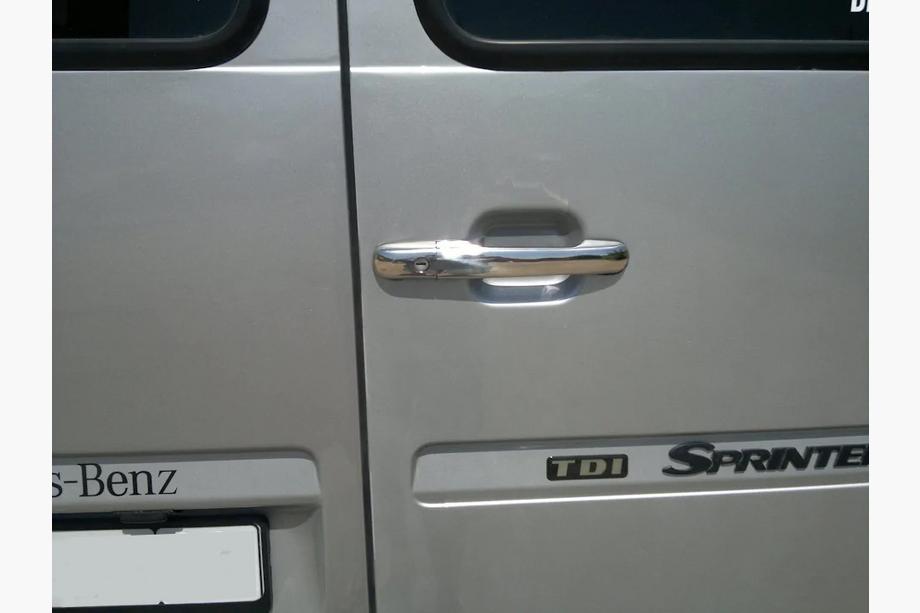 Mercedes Vito W638 1996–2003 Ovenkahvojen suojakuoret (ruostumaton teräs) 3 kpl. OmsaLine – italialaista ruostumatonta terasta Kuva 6