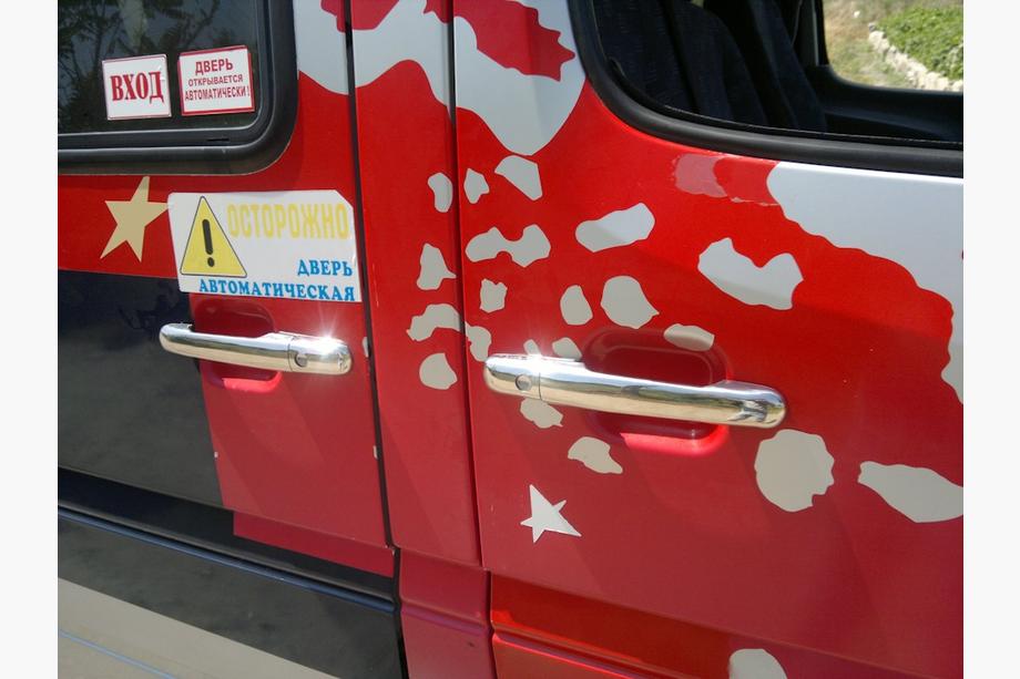Mercedes Vito W638 1996–2003 Ovenkahvojen suojakuoret (ruostumaton teräs) 3 kpl. OmsaLine – italialaista ruostumatonta terasta Kuva 5
