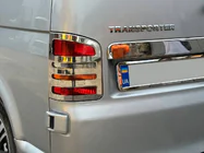 Volkswagen T5 Multivan 2003–2010 Rekisterikilven ylälista saranallisille parioville (ruostumaton teräs) kuva 7