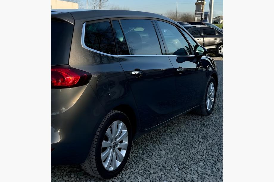 Opel Zafira B 2005–2011 Kromiset ovenkahvan suojakuoret (4 kpl) OmsaLine – italialainen ruostumaton teräs Kuva 4