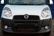 Fiat Doblo II 2010–2022 Sumuvalojen kromikehykset raitoilla (2010-2015, 4 kpl, ruostumaton teräs) Carmos - turkkilainen teräs kuva 6