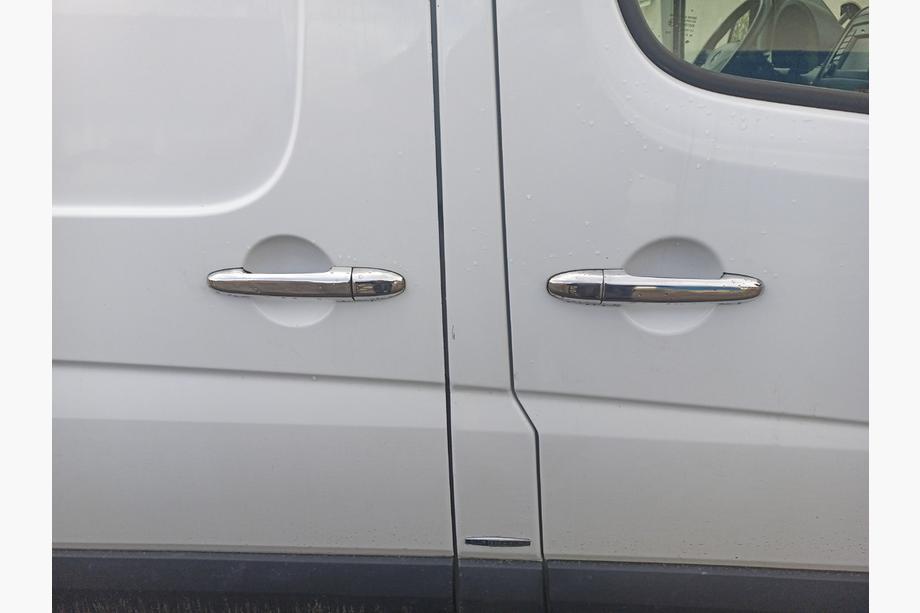 Mercedes Sprinter W906 2006–2018 Ovenkahvan kromisuojat (4 kpl, ruostumaton teräs) Carmos - turkkilainen teräs Kuva 2