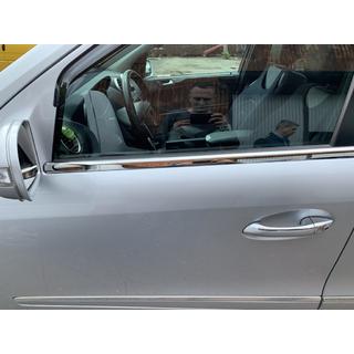 Ikkunankehyksen ulkolistat (4 kpl, ruostumaton teräs) Mercedes ML W164 2005–2011 kuva 4