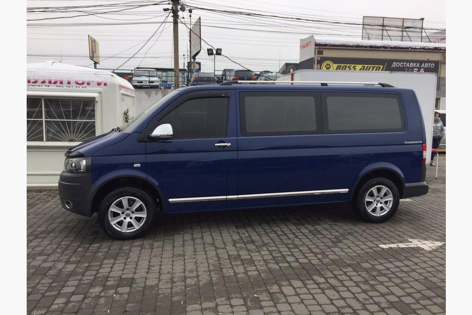 Volkswagen T5 Transporter 2003–2010 Oven kromilistat (ruostumaton teräs) 1 ovi, pitkä akseliväli, Carmos – turkkilainen teräs Kuva 7