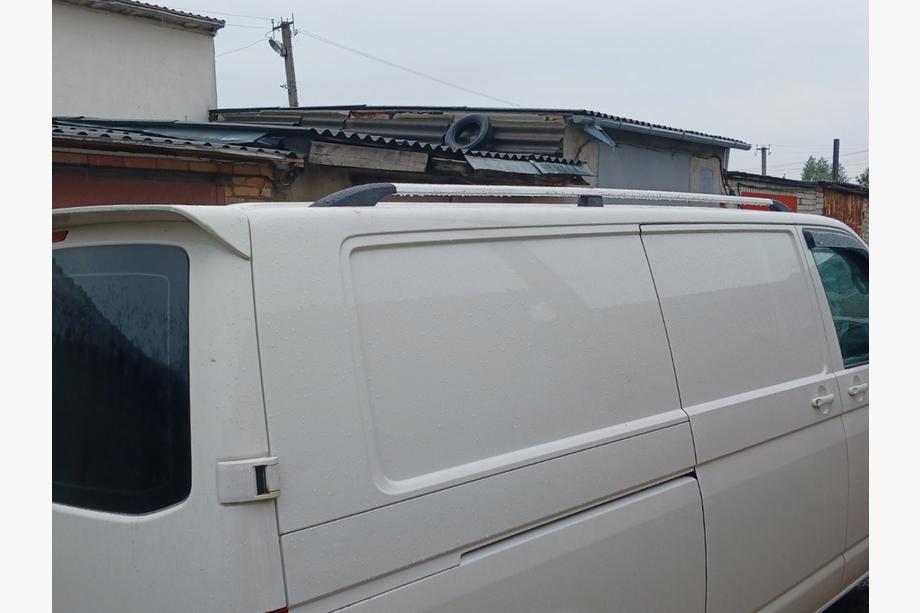 Volkswagen T5 Transporter 2003–2010 Kromatut kattokaiteet Kuva 7