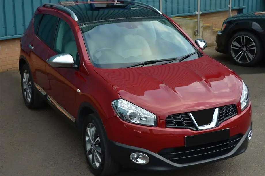 Nissan Qashqai 2010–2014 Sumuvalojen kehykset upotuksella (2 kpl, muovi) Image