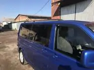 Volkswagen T6 2015–2024 Mustat kattokaiteet kuva 4