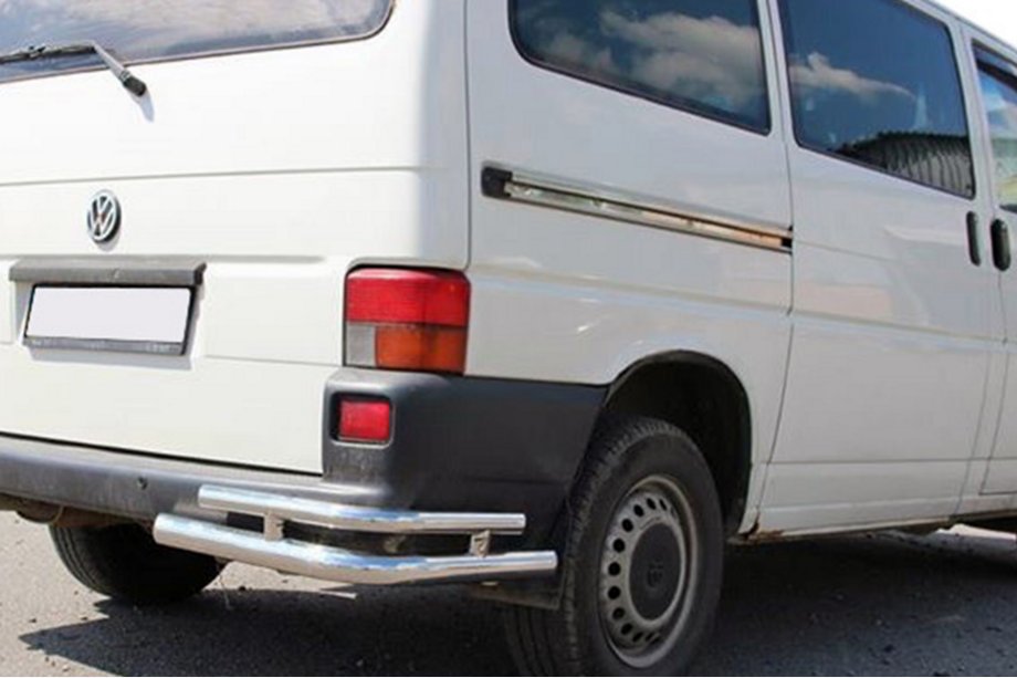 Volkswagen T4 Caravelle/Multivan 1990–2003 Takakulmasuojat, tupla AK003-Double (2 kpl, ruostumaton teräs) Image