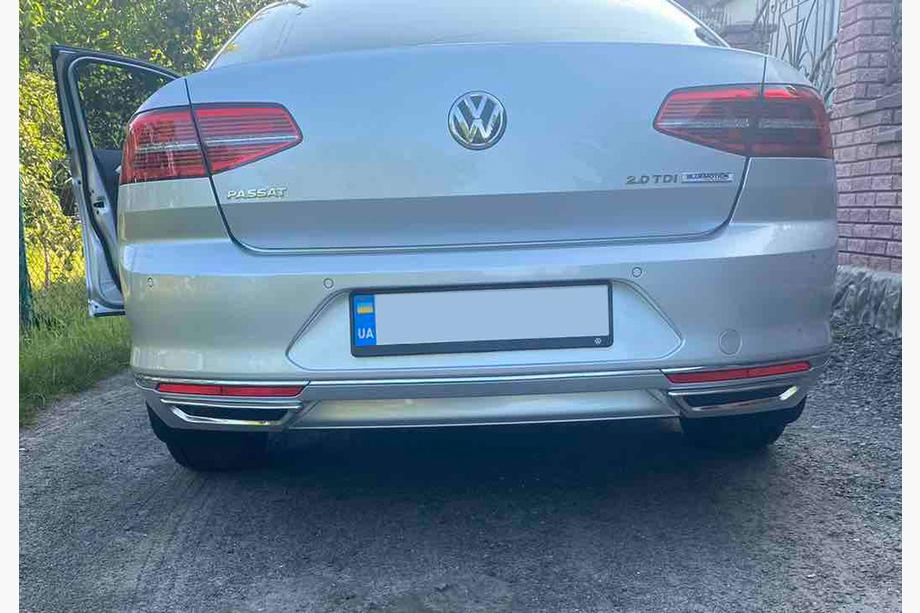 Volkswagen Passat B8 2015–2023 Pakoputkenpään jäljitelmälistat SD/SW (2015-2018, 2 kpl, ruostumaton teräs) OmsaLine – italialainen ruostumaton teräs Kuva 2