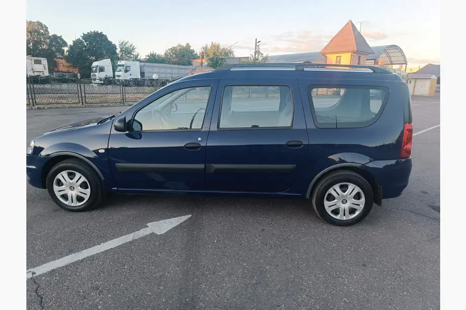 Dacia Logan MCV 2004–2014 Mustat kattokaiteet Kuva 4